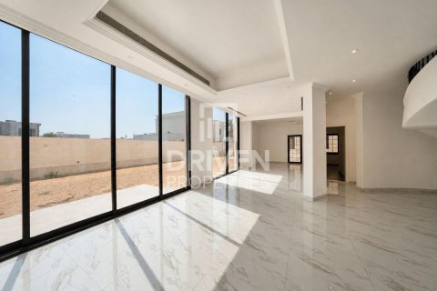Villa de 6 dormitorios en Nadd Al Sheba, UAE No. 221471 11