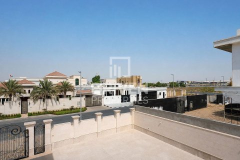 Villa de 6 dormitorios en Nadd Al Sheba, UAE No. 221471 25