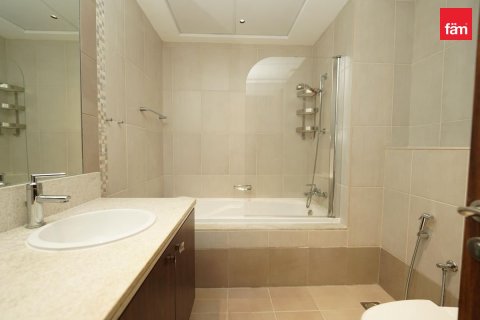 1 bedroom Apartment in Business Bay, UAE No. 216253 16