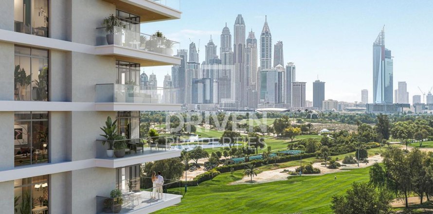 Apartment de 3 dormitorios en The Views, UAE No. 218316