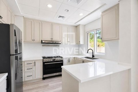 Villa de 2 dormitorios en Casa Dora, UAE No. 225969 4
