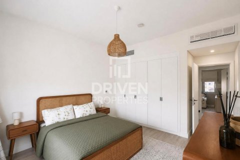 Villa de 2 dormitorios en Casa Dora, UAE No. 225969 3