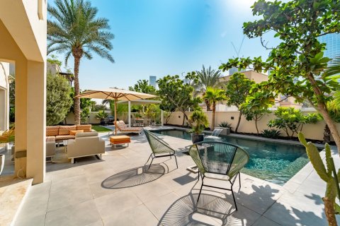 Villa de 2 chambres à Jumeirah Village Triangle, UAE No. 224625 18