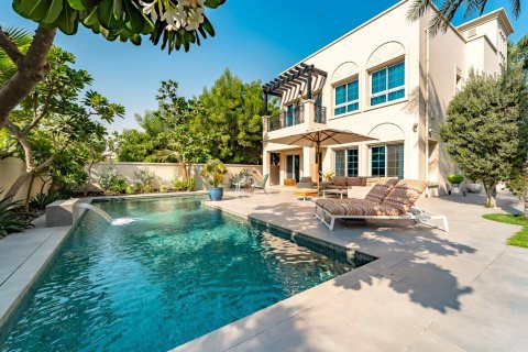 Villa de 2 chambres à Jumeirah Village Triangle, UAE No. 224625 24