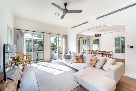 Villa de 2 chambres à Jumeirah Village Triangle, UAE No. 224625 5