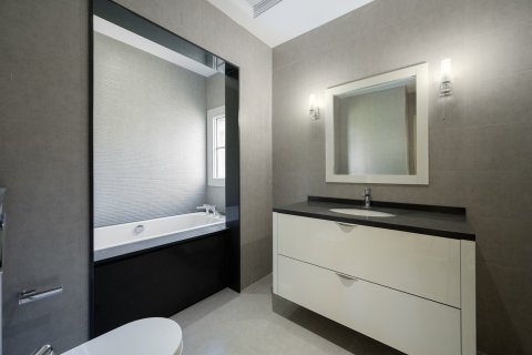 Villa de 5 dormitorios en Jumeirah Golf Estates, UAE No. 215418 15
