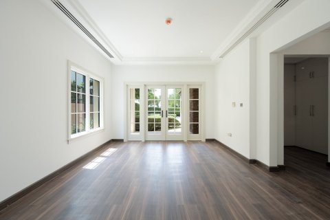 Villa de 5 dormitorios en Jumeirah Golf Estates, UAE No. 215418 11