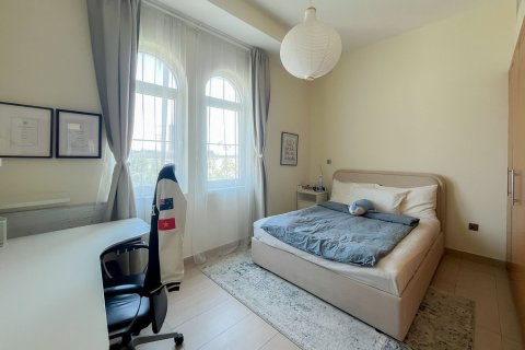 Villa de 4 dormitorios en Jumeirah Park, UAE No. 215402 12