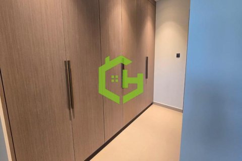 Townhouse de 4 dormitorios en Opera District, UAE No. 23587 10