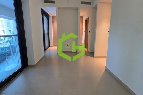 Townhouse de 4 dormitorios en Opera District, UAE No. 23587 8