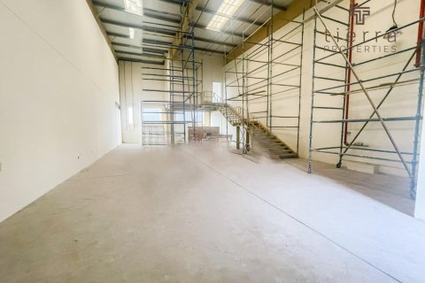 250.8m² Warehouse in Jebel Ali, UAE No. 48819