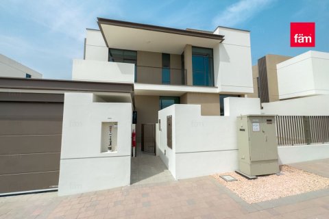 5 bedrooms Villa in Al Furjan, UAE No. 215875 10