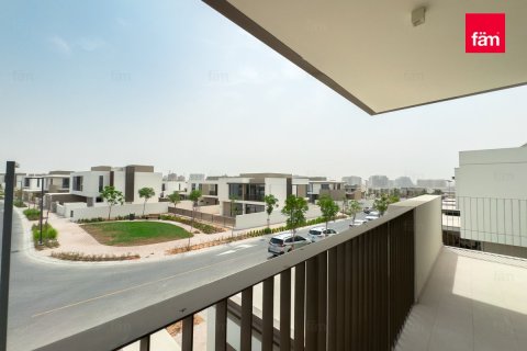 5 bedrooms Villa in Al Furjan, UAE No. 215875 3