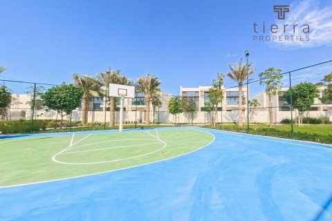 Villa de 4 dormitorios en District One, UAE No. 51238 13