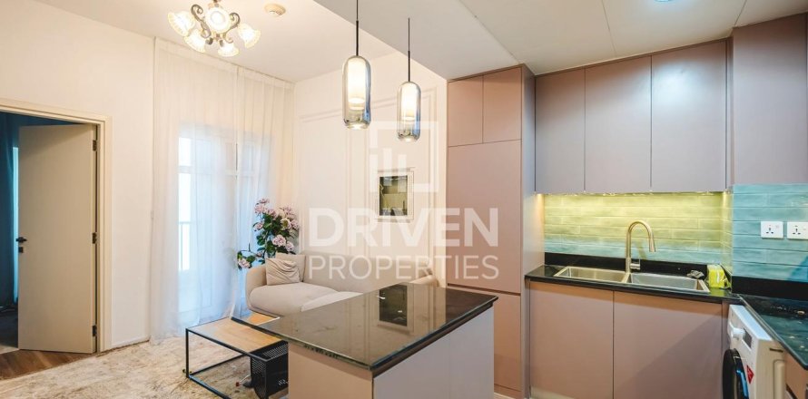 1 bedroom Apartment in District 15, UAE No. 211328