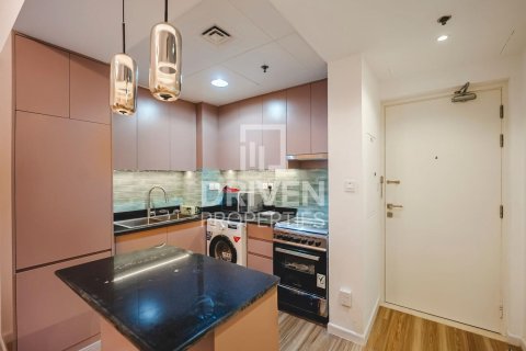 1 bedroom Apartment in District 15, UAE No. 211328 3
