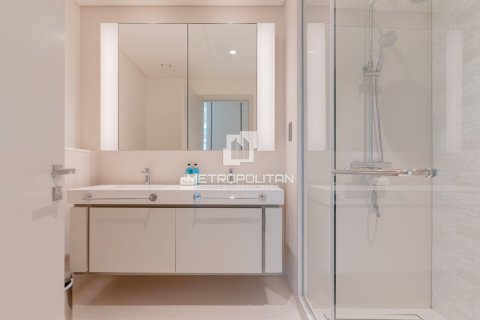 2 غرف نوم شقة في EMAAR Beachfront, الإمارات العربية المتحدة رقم 128765 8