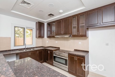 3 bedrooms Townhouse in Casa Dora, UAE No. 220921 7