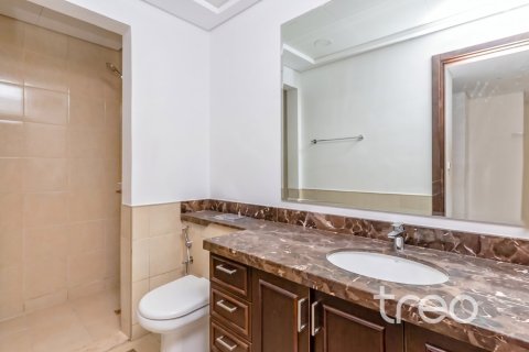 3 bedrooms Townhouse in Casa Dora, UAE No. 220921 8