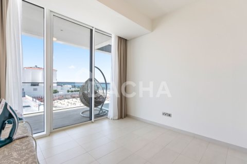 Apartment de 4 dormitorios en The Crescent, UAE No. 166681 31