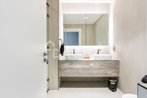 Apartment de 4 dormitorios en The Crescent, UAE No. 166681 20