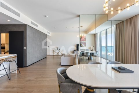 Apartment de 4 dormitorios en The Crescent, UAE No. 166681 10