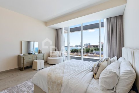 Apartment de 4 dormitorios en The Crescent, UAE No. 166681 28