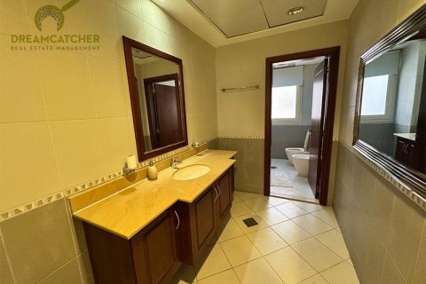 Вилла с 5 спальнями в Al Hamra Village, ОАЭ №75674 16