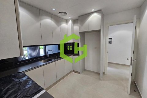 4 bedrooms Townhouse in Tilal City, UAE No. 92119 10