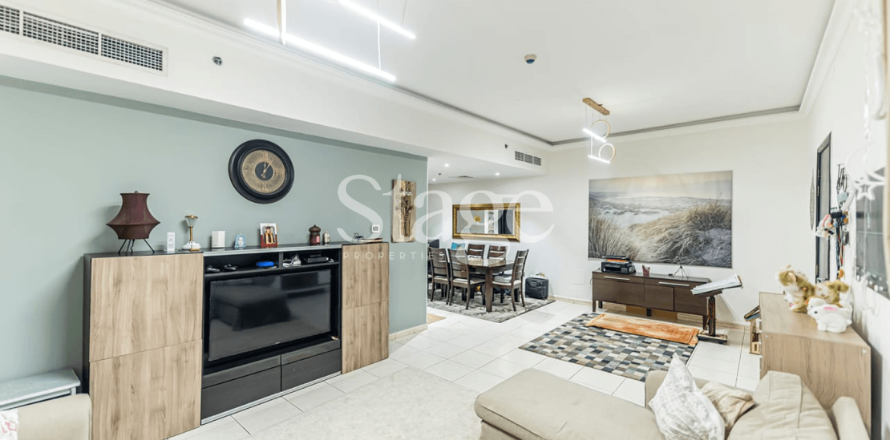 Apartment de 3 dormitorios en Diamond Views, UAE No. 112860