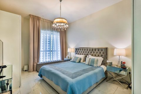 Apartment de 3 dormitorios en Sadaf 2, UAE No. 218738 8