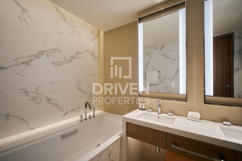 Квартира с 3 спальнями в The Address Residences Dubai Opera, ОАЭ №214792 2