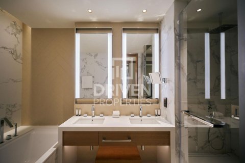 Квартира с 3 спальнями в The Address Residences Dubai Opera, ОАЭ №214792 3