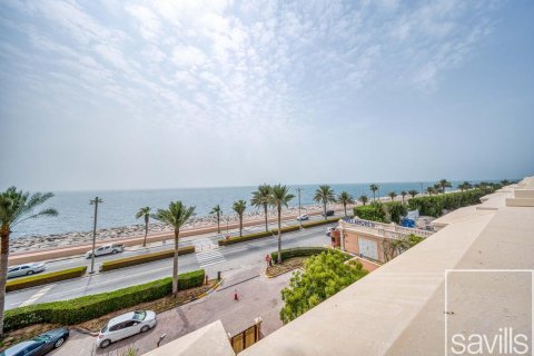 Apartment de 4 dormitorios en The Crescent, UAE No. 203797 20