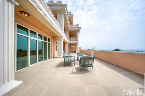 Apartment de 4 dormitorios en The Crescent, UAE No. 203797 21