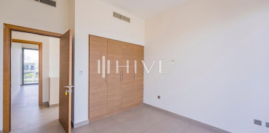 5 غرفة نوم  فيلا في Sidra Villas, الإمارات العربية المتحدة رقم 35551