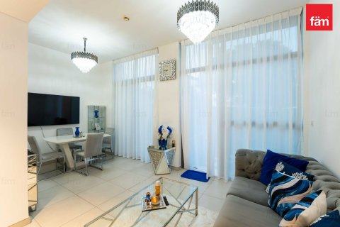 2 bedrooms Apartment in Dubai, UAE No. 163741 17