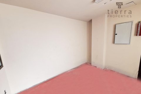 232.3m² Warehouse in Al Quoz, UAE No. 48801 8