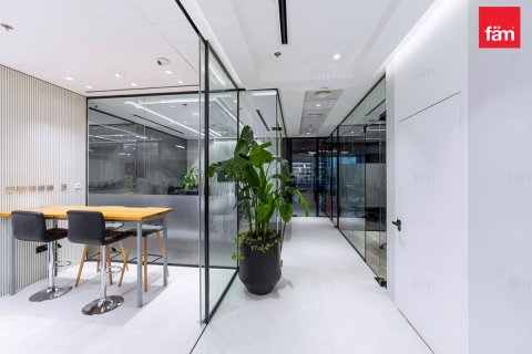 561.9m² Office in Business Bay, UAE No. 222341 5