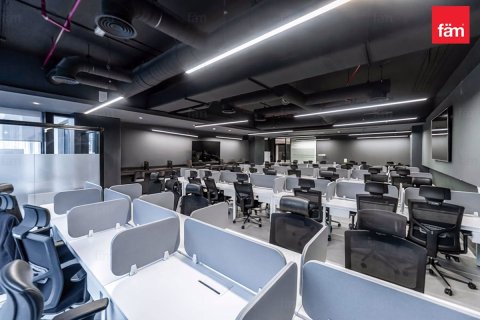 561.9m² Office in Business Bay, UAE No. 222341 3