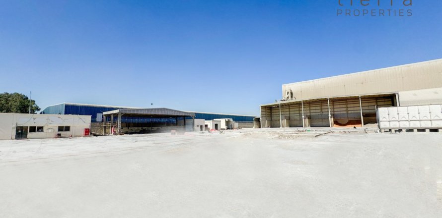 Warehouse de 8361.2m² en Jebel Ali, UAE No. 48804