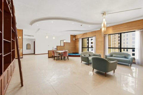 Apartment de 4 dormitorios en Sadaf 2, UAE No. 197146