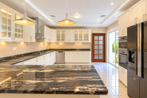 4 bedrooms Villa in Dubai Investment Park, UAE No. 217098 5