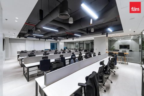 561.9m² Office in Business Bay, UAE No. 216047 8