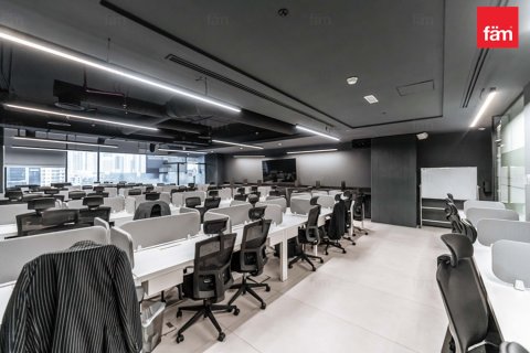 561.9m² Office in Business Bay, UAE No. 216047 13