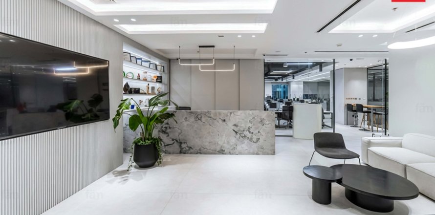 561.9m² Office in Business Bay, UAE No. 216047
