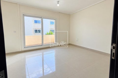 2 غرف نوم فيلا في Al Reef, الإمارات العربية المتحدة رقم 224937 11