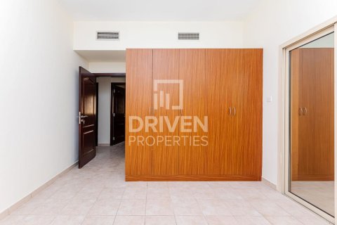 1005.68m² Building in Dubai Investment Park, UAE No. 218373 8
