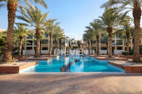 1005.68m² Building in Dubai Investment Park, UAE No. 218373 19