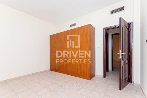 1005.68m² Building in Dubai Investment Park, UAE No. 218373 10